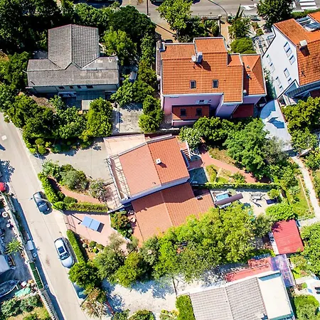 In Crikvenica With Kitchen Semesterbostad Selce